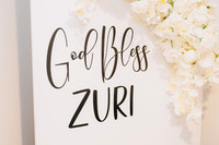 Zuri Baptisim